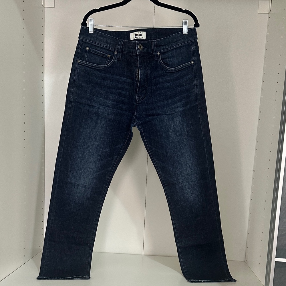 Men's Deep Indigo Relaxed Jeans